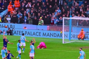 贵的唯一缺点就是贵！曼城官推：94分钟多纳鲁马⛔️相关视频