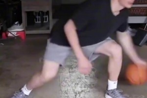 这套下来CBA没几人能做到？普理查德在车库运球含金量有多高？相关视频